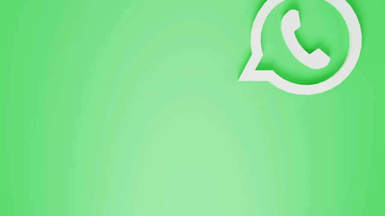 La aplicación permite controlar los chats a los que el usuario es invitado. Foto: Unsplash
