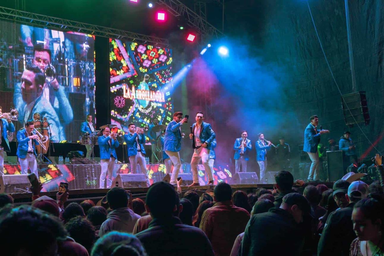 La Arrolladora Banda El Limón reveló que dará concierto el 3 de mayo en Morelia. Foto: Cortesía