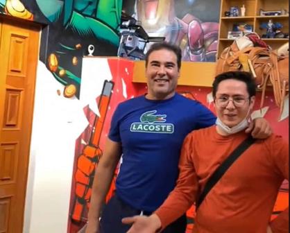 Artista realiza increíbles murales de superhéroes en la casa de Eduardo Yáñez