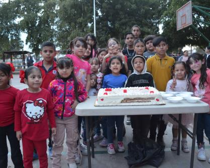 Celebran 44 años de la fundación de la colonia Amistad en Culiacán