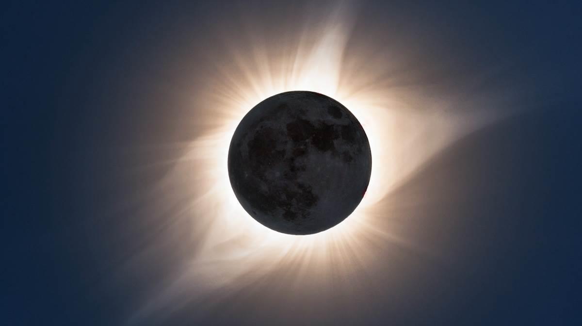 Eclipse total de sol 2024. Foto NatGeo