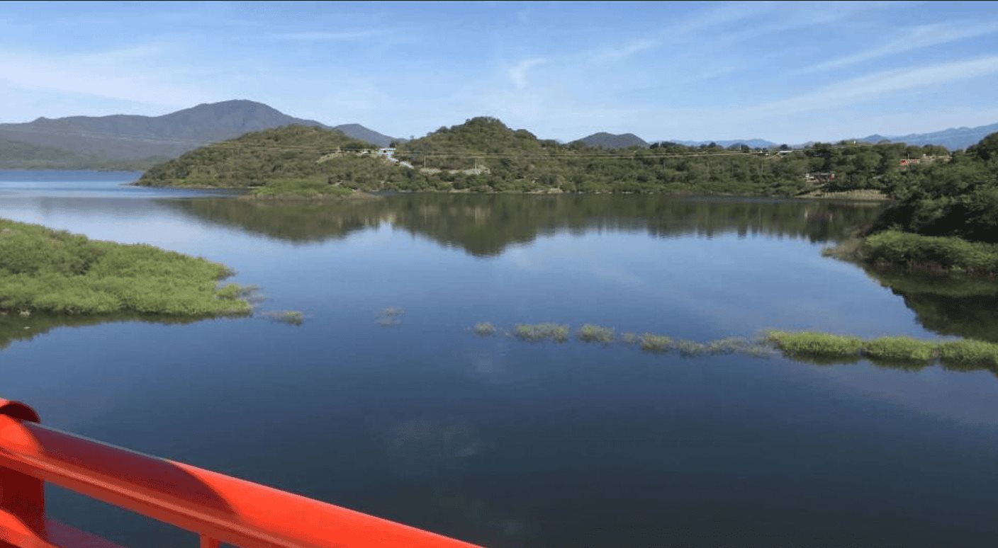 Acceso a la presa de Bacurato en el municipio de Sinaloa