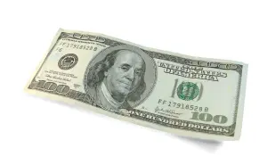 En cuánto anda el dólar hoy, jueves 4 de abril de 2024, en los bancos de México