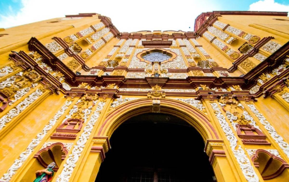 Templo de San Juan Bautista en Metepec. Foto México Desconocido