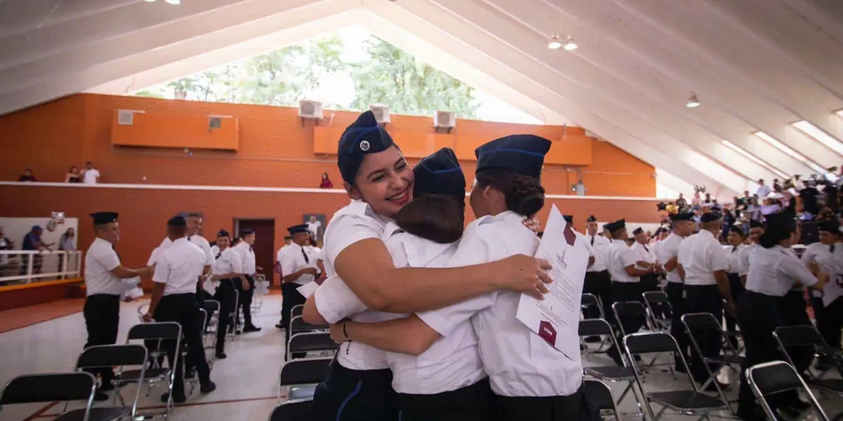 Policías graduados.