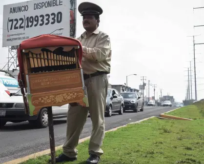 Organilleros de Toluca: una tradición que crea melodías sociales