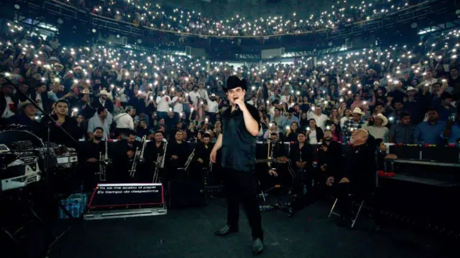 Alfredito Olivas entre los artistas que estarán en la Feria del 8 de Mayo de Tarimoro, en Guanajuato. Foto: Cortesía