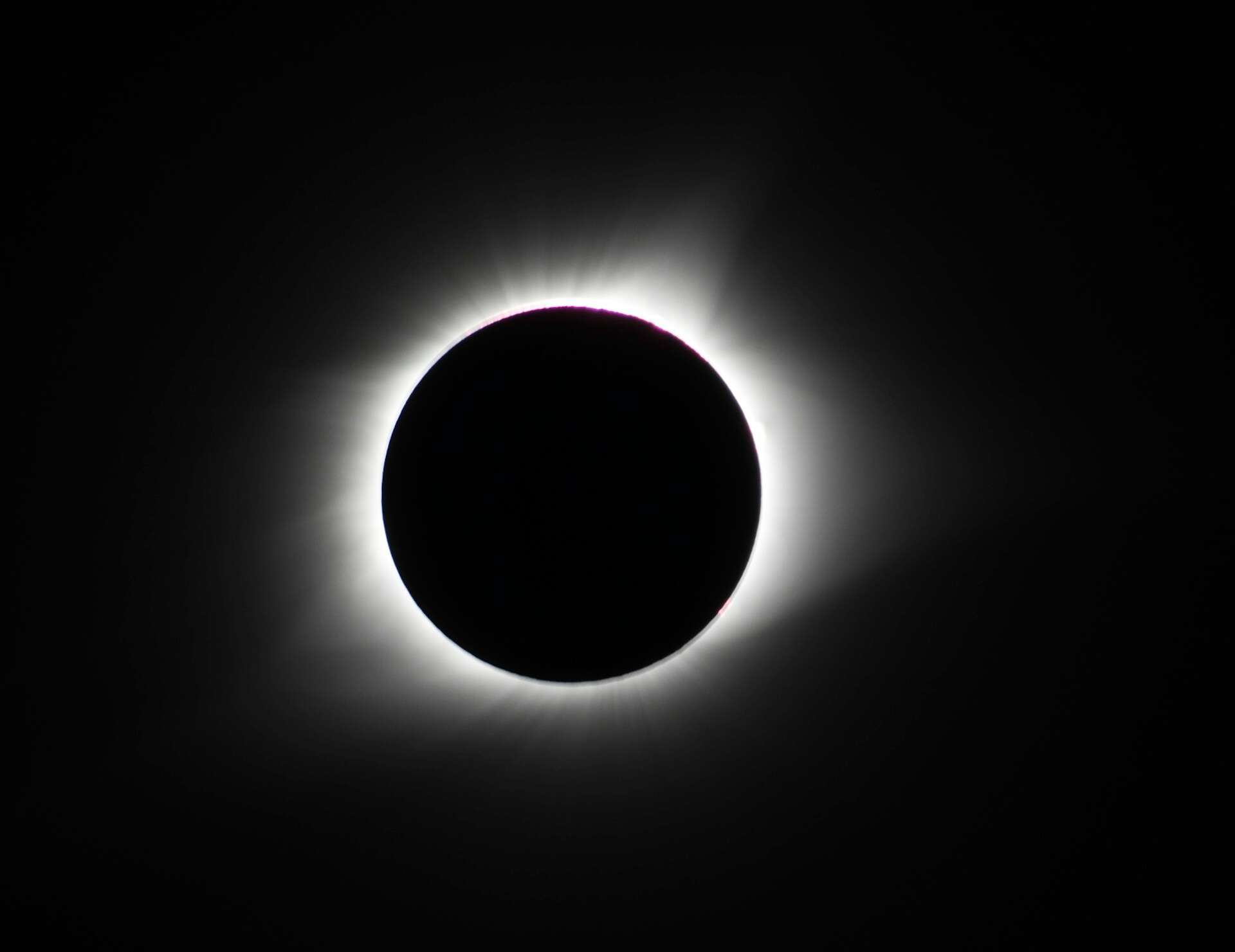 Checa la hora en que se podrá apreciar el eclipse. Foto: Unplash