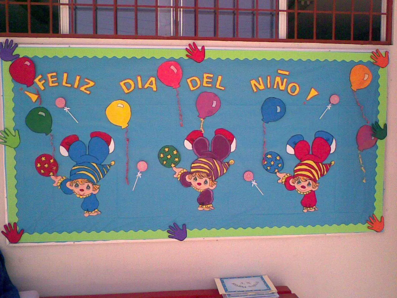Letrero de decoración por el Día del Niño.