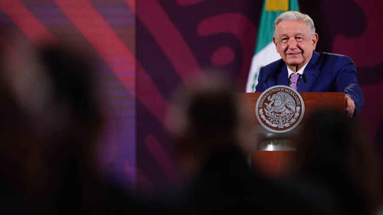 AMLO.