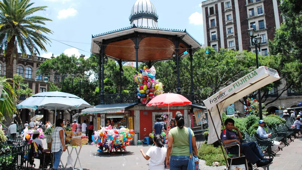 Visita la Plaza o Jardín de Juárez en Cuernavaca. Foto Wikipedia
