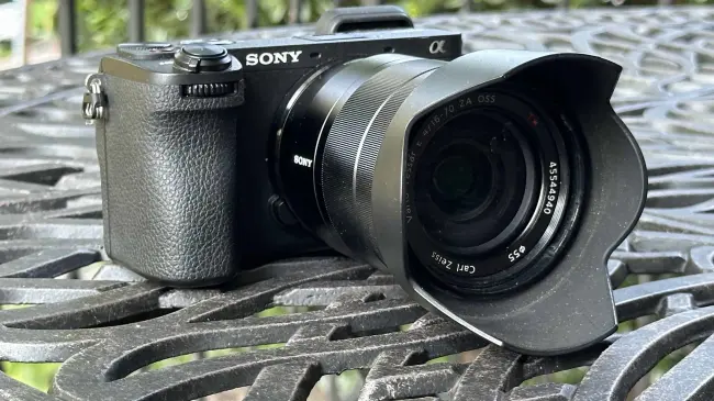 Cámara Sony Aplha 6700. Foto El Mundo