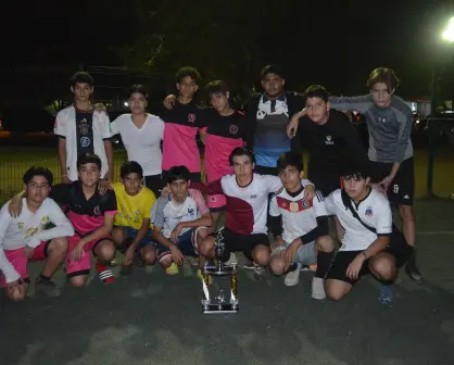 Club 5 de Febrero, campeones en la Copa de Futbol "Unidos por la Paz" en Culiacán