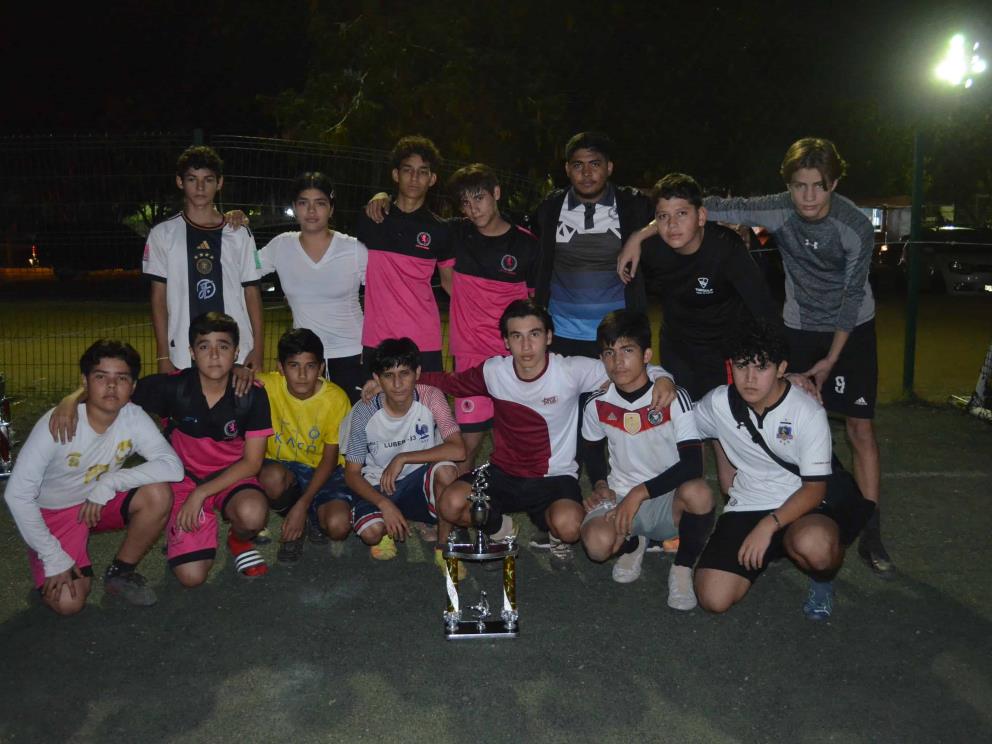 Club 5 de Febrero, campeones en la Copa de Futbol "Unidos por la Paz" en Culiacán