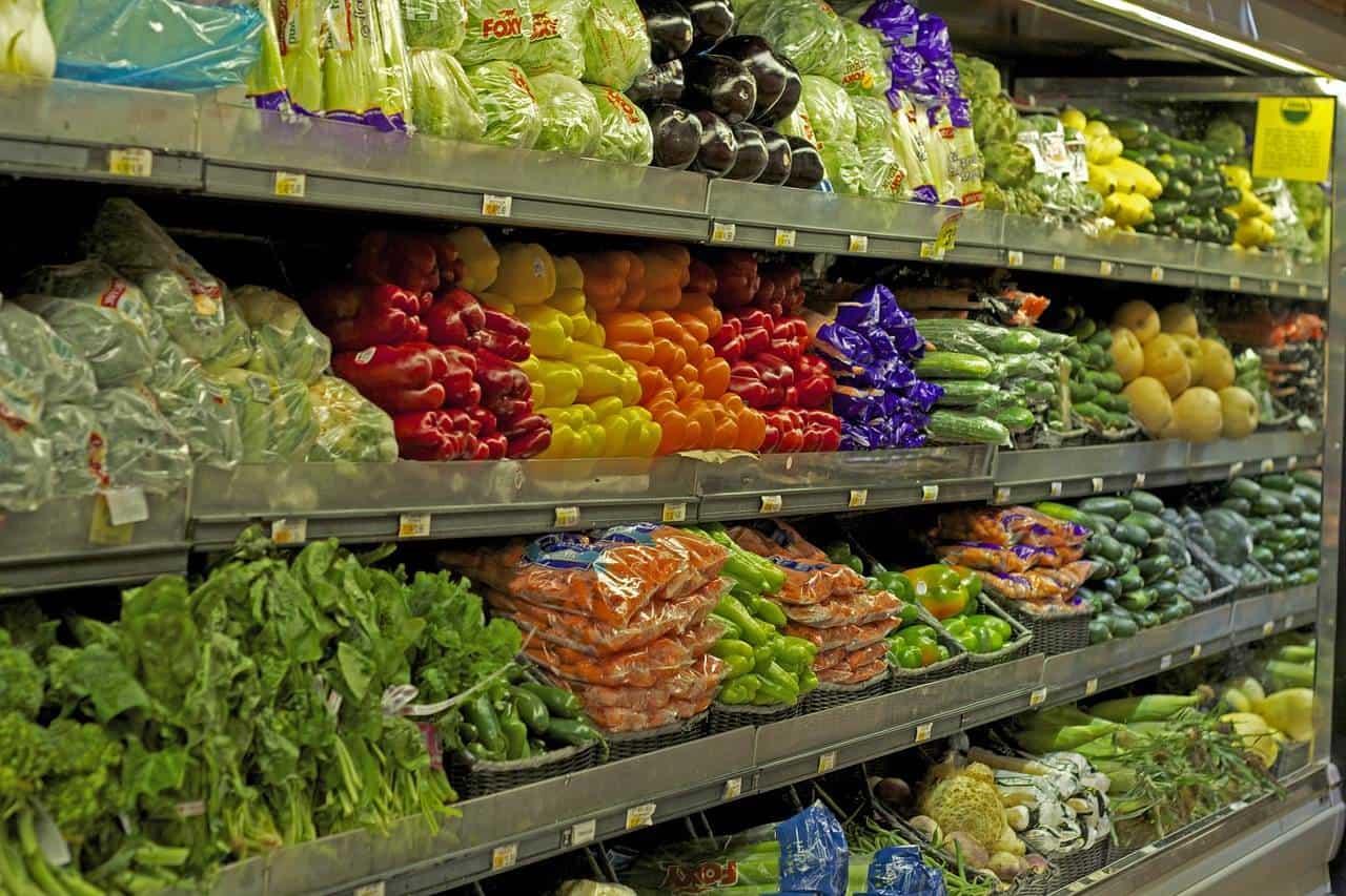 Las ofertas en el Tianguis de frutas de verduras de Bodega Aurrera. Foto: Pixabay