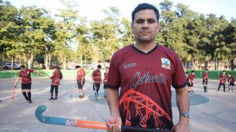 Erick Beltrán funda la primera escuela de hockey sobre pasto en Culiacán