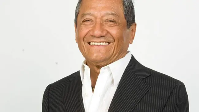 Armando Manzanero.