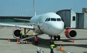 Viva Aerobús con vuelo directo del aeropuerto de Puerto Vallarta a la Ciudad de México