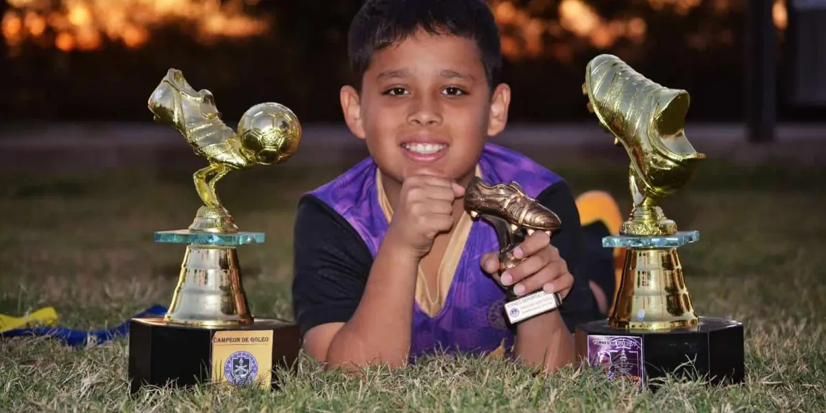 Heitian Israel Jacobo es un ejemplo de disciplina en el mundo del futbol.