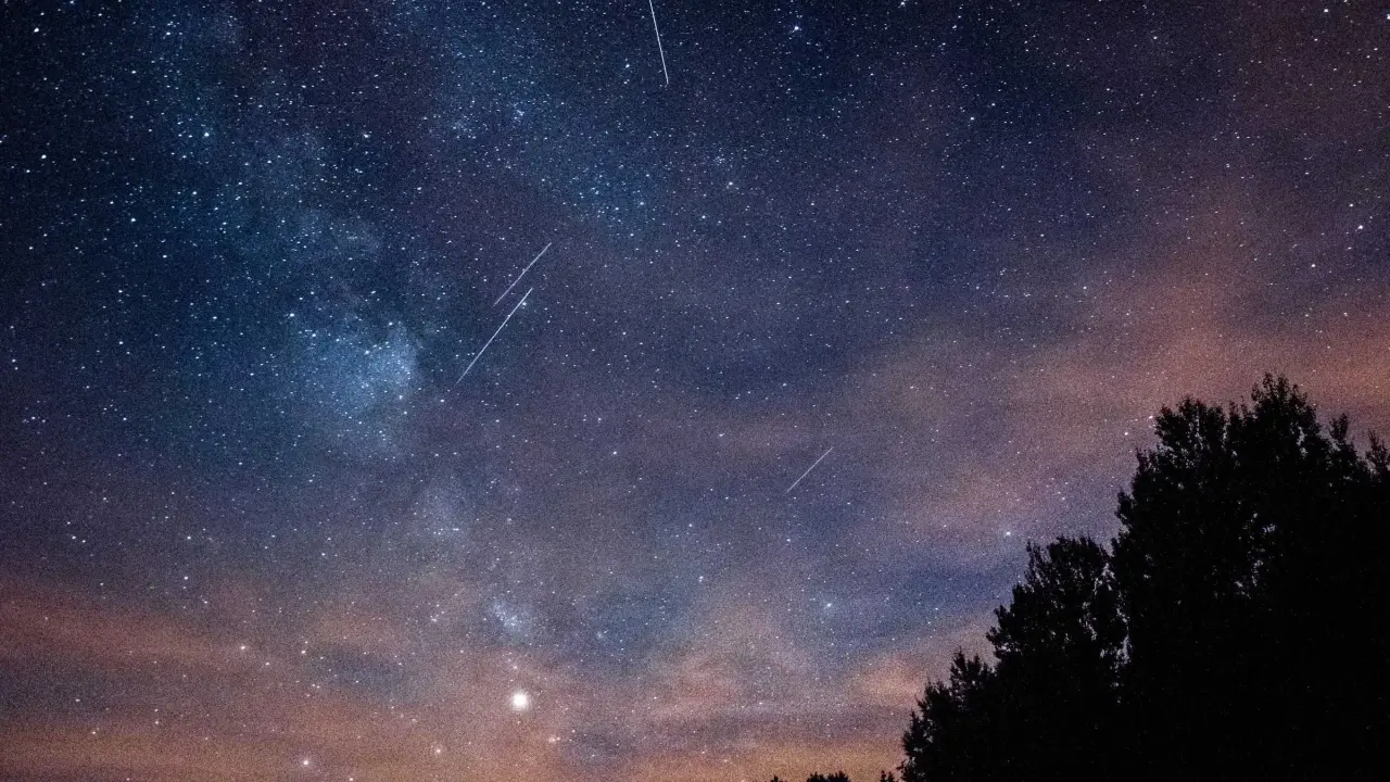 Lluvia de estrellas Líridas.