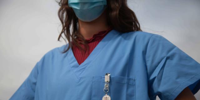 Salvador Alvarado lanza convocatoria para trabajar como enfermera (o) en Alemania; Requisitos y beneficios