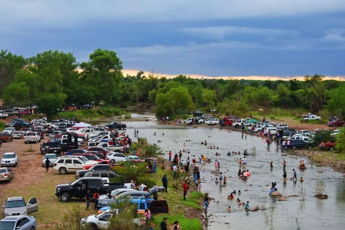 Río Mocorito, en temporada de lluvias es un festín popular