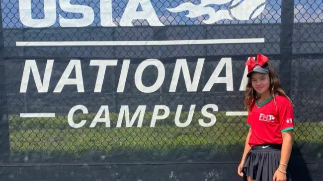 Monserrat Montaño Vaal luego de su destacada participación en el Premundial de Tenis Juvenil celebrado en Orlando, Florida, la culiacanense calificó al Campeonato Mundial.