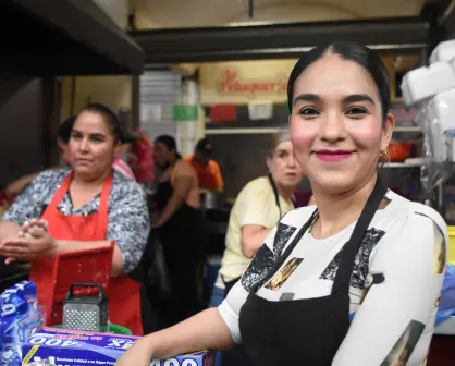 María Fernanda, la joven con el sazón más exquisito del Mercado de Las Flores en Culiacán