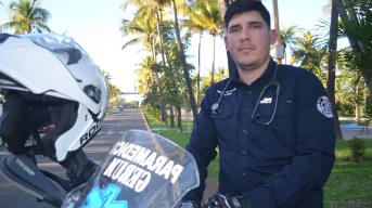 Julio César organiza a motoparamédicos para salvar vidas en Culiacán