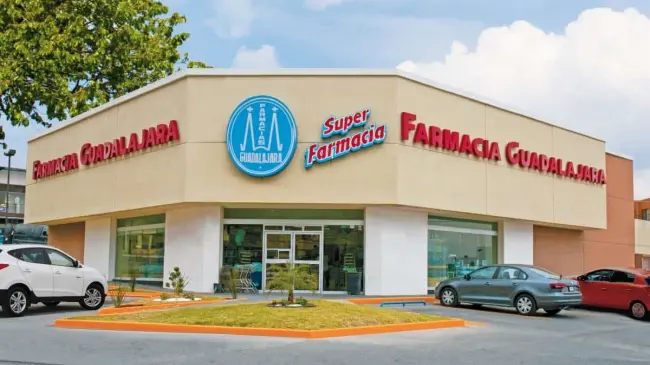 Conoce el boletín de ofertas de Farmacias Guadalajara. Foto: Cortesía
