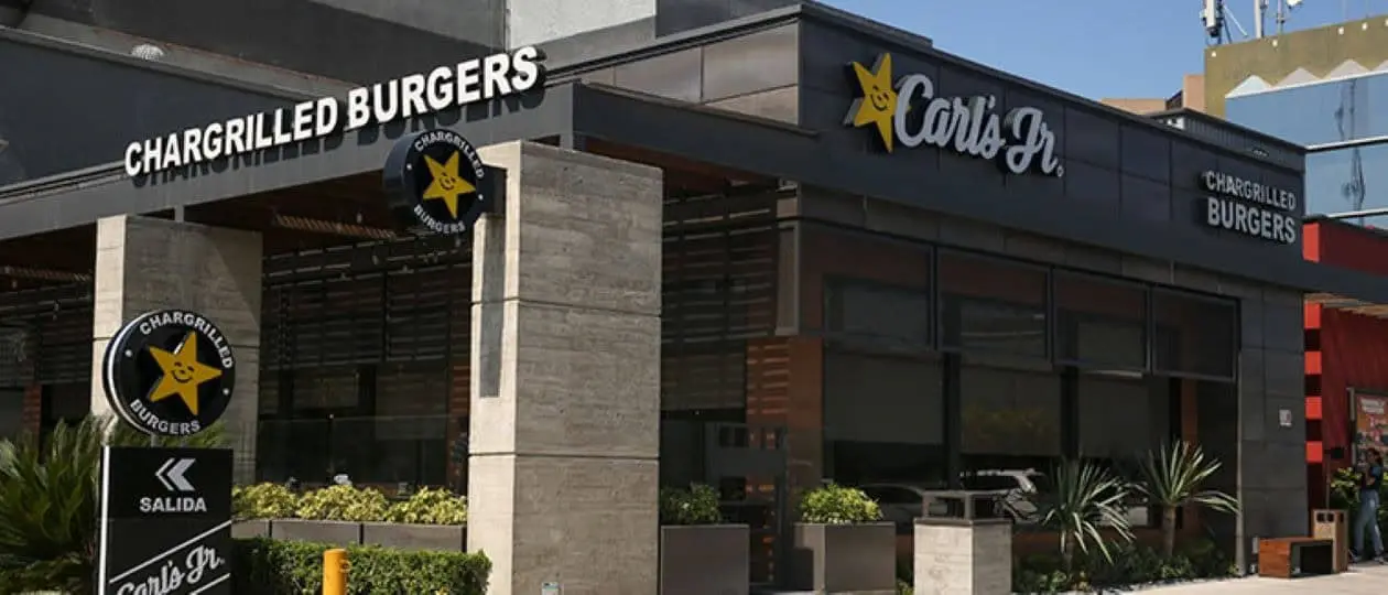 Faltan pocos días para la apertura de Carl’s Jr. en San Quintín. Foto: Cortesía