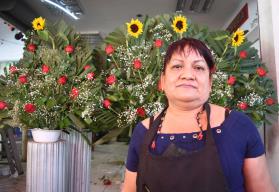 La Florería López es un rincón de belleza y color en el Mercado de las Flores en Culiacán