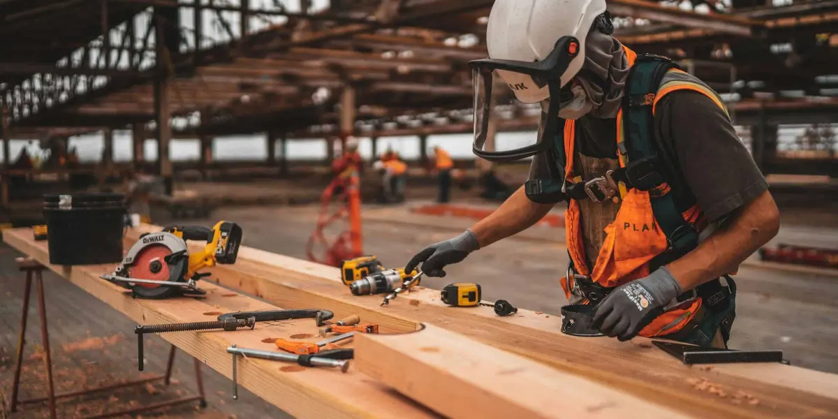 Esta fecha que nos recuerda la lucha de los trabajadores por sus derechos. Foto: Unsplash