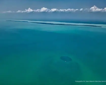 Así es el Agujero azul en la bahía de Chetumal, Quintana Roo; es el más profundo del mundo