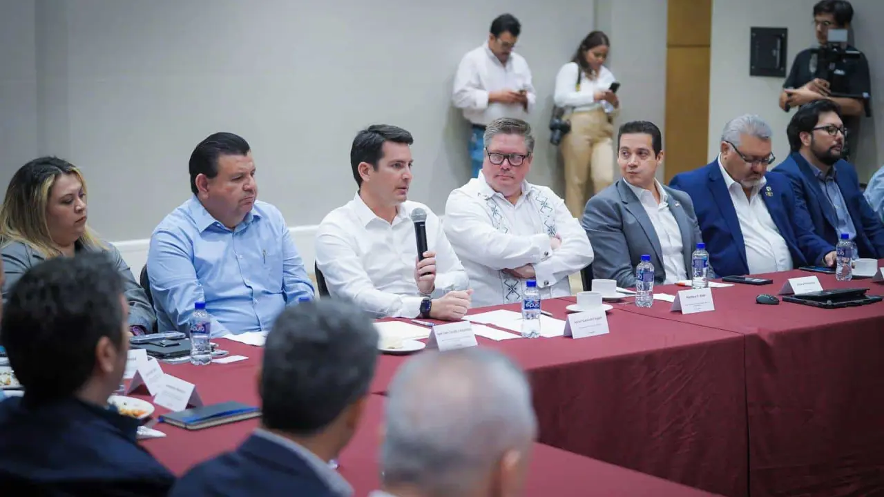 Javier Gaxiola Coppel propone integrar un Corredor Industrial entre Sinaloa, Sonora y Arizona.
