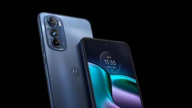El smartphone Motorola Moto Edge 30 trae altavoces estéreo y diseño de gama alta. Foto: Cortesía