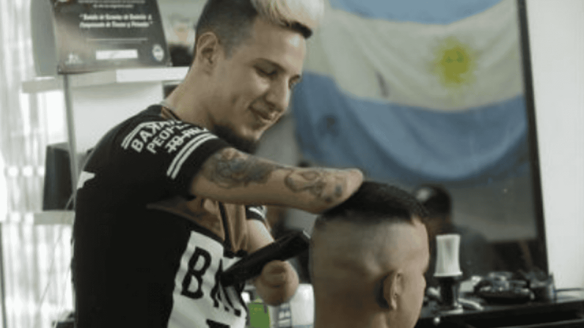 Barbero sin manos argentino