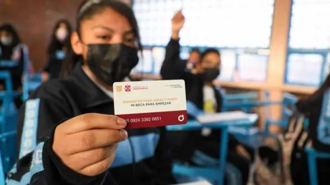 Mi Beca para Empezar fue implementado desde 2019 en la CDMX. Foto: Cortesía