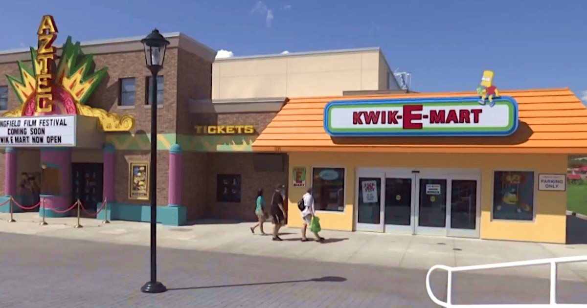 La tienda Kwik-E-Mart de Los Simpons está por ser inaugurada en Tijuana. Foto: Techrush