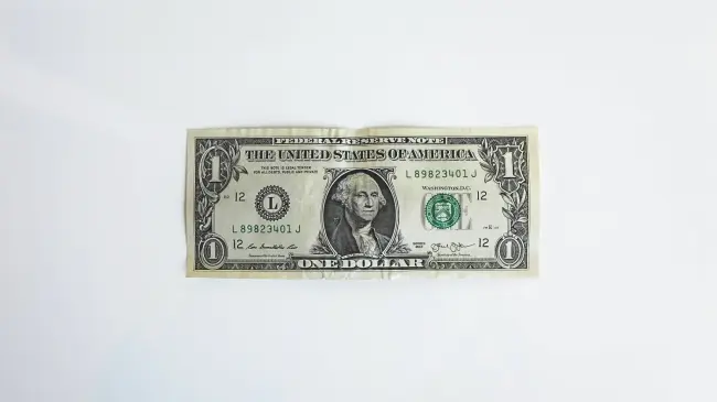 Dólar.