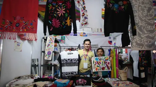 Los artesanos de Tepeyahualco y Zacapoaxtla, presentes en la Feria de Puebla 2024. Foto: Cortesía