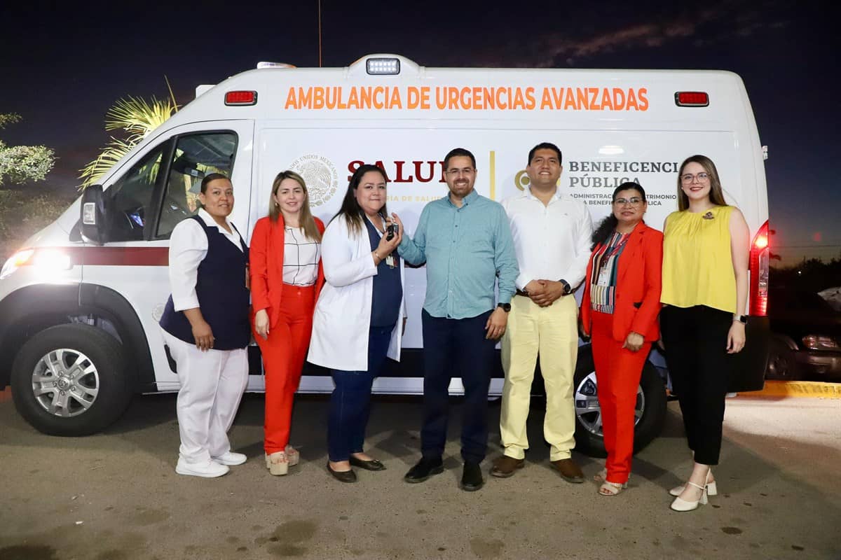 Entrega-ambulancia-hospital de Escuinapa