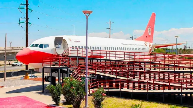 El Bibloavión de Ciudad Juárez está abierto todos los días de la semana, pero solo sábado y domingo al público en general. Foto: Cortesía
