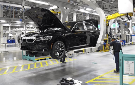 BMW anuncia nueva línea de montaje de baterías en México