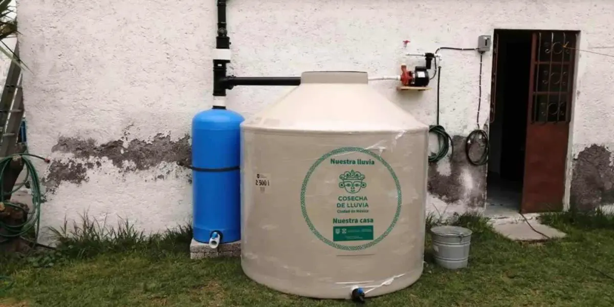 Cosechar el agua de la lluvia. Foto Sedema