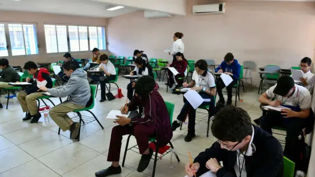 El puente ayudará aliviar la carga de los estudiantes durante esta ola de calor. Foto: Cortesía