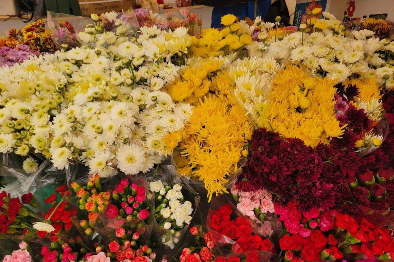 Ayuntamientos de Guasave y Ahome, revelan la lista de precios oficial para las flores para el Día de las Madres 2024. Foto: Cortesía