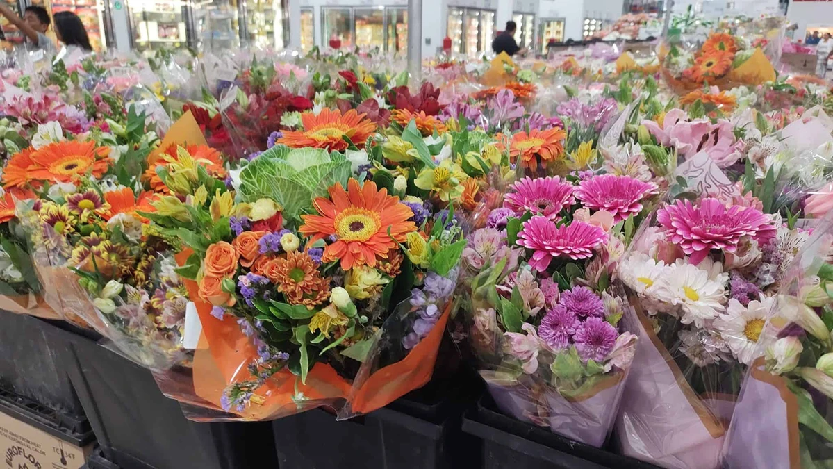 Costco tiene ramos de flores naturales desde 199 pesos. Foto: Cortesía