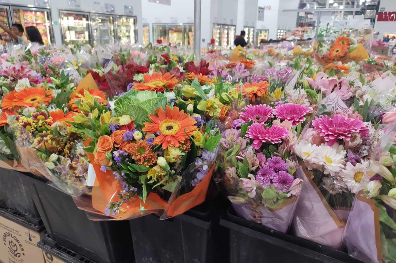 Costco tiene ramos de flores naturales desde 199 pesos. Foto: Cortesía