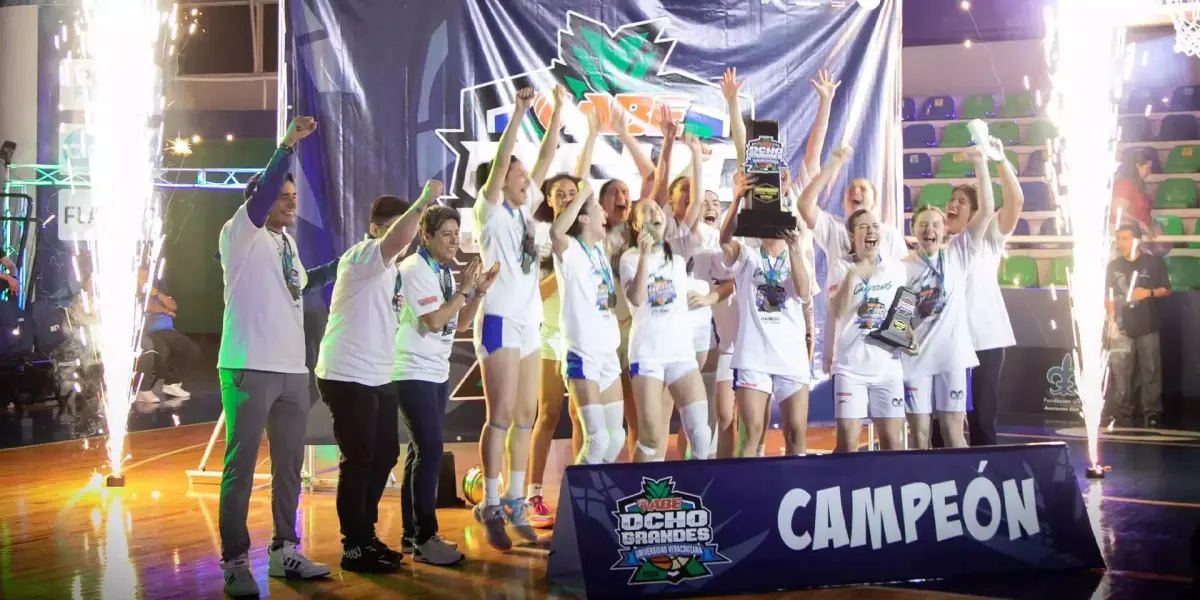 ¡Bicampeonas! Equipo de basquetbol Borregos femenil gana en torneo 8 Grandes. Foto Revista Conecta